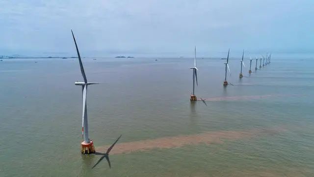 人民滿意的公務(wù)員、跨海高鐵、電力裝備綠色低碳發(fā)展、網(wǎng)絡(luò)文明等中英翻譯